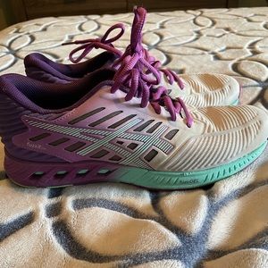 ASICS size 8 1/2 women’s shoe